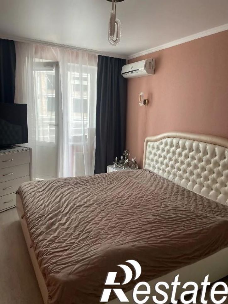 3-комн квартира Спортивная, 17А