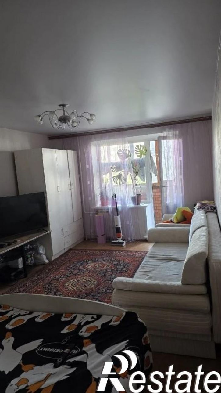 1-комн квартира Офицерская, 6