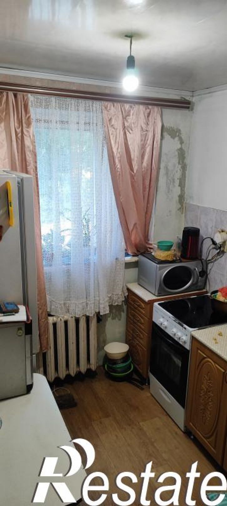2-комн квартира Королева б-р, 9