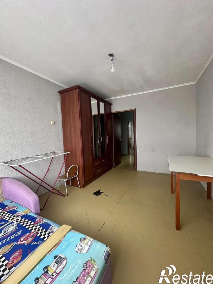 3-комн квартира Дзержинского улица, 31