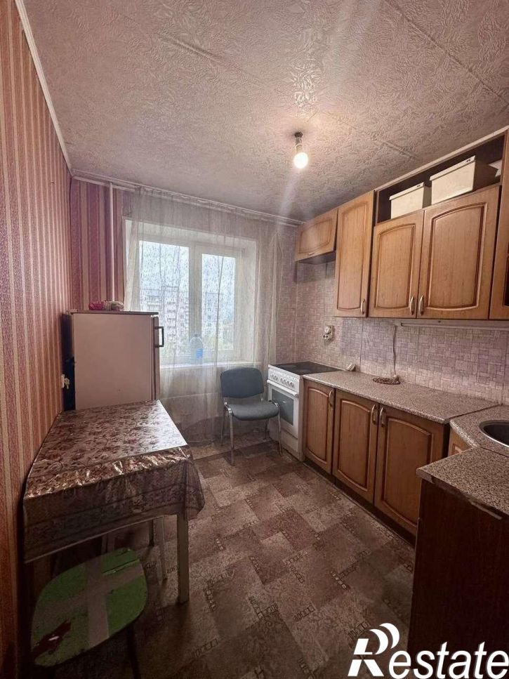 3-комн квартира Дзержинского улица, 31