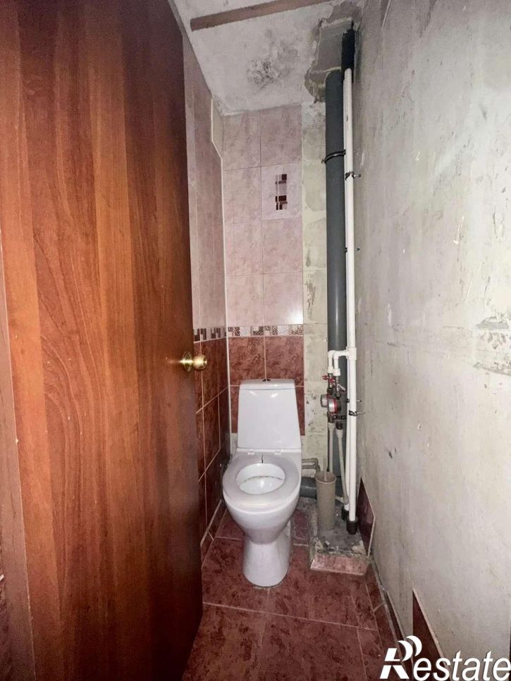 3-комн квартира Дзержинского улица, 31