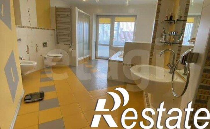 4-комн квартира бульвар Курчатова, 6А,  д. 6А