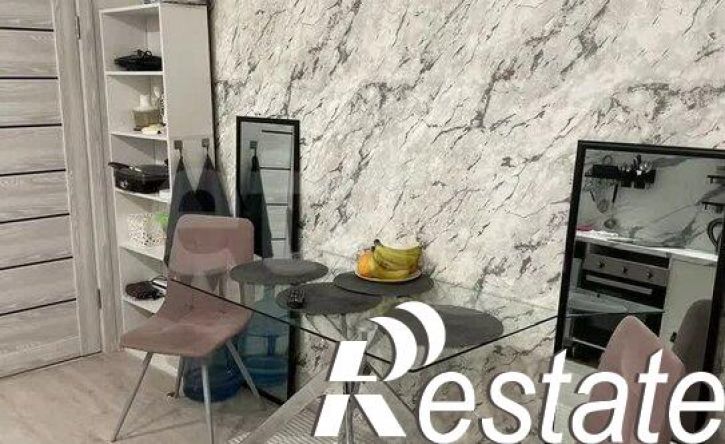 3-комн квартира улица Автостроителей, 38,  д. 38