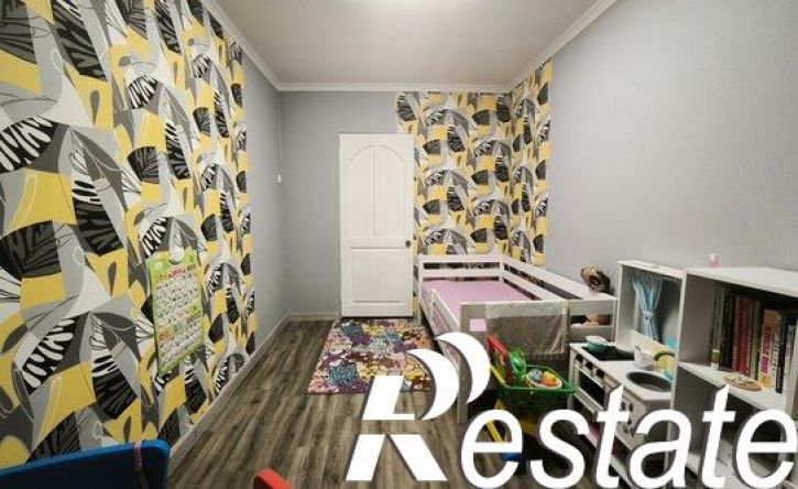 4-комн квартира улица Автостроителей, 78,  д. 78