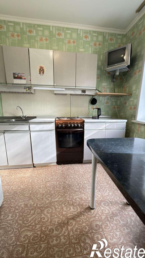 Продажа 2-комн квартиры Тополиная улица, 43