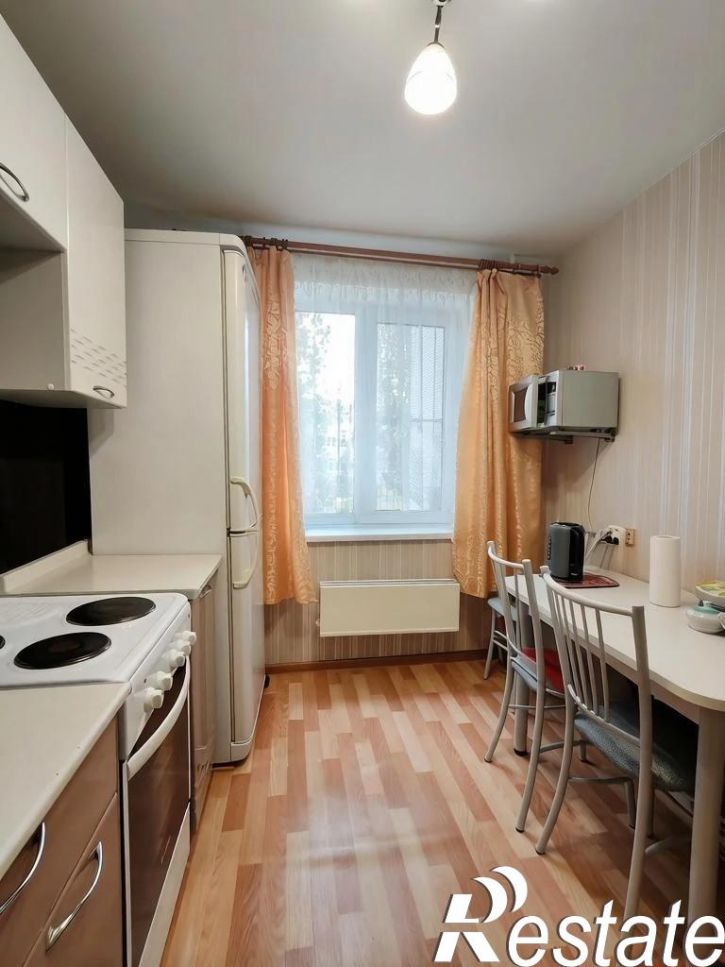 3-комн квартира Механизаторов улица, 14