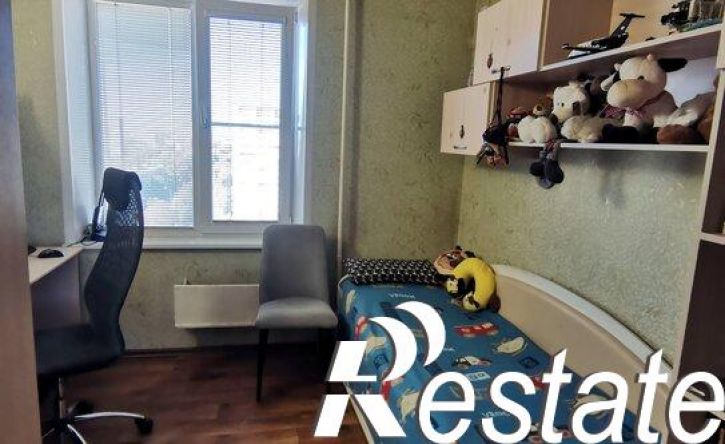 3-комн квартира улица Свердлова, 7Д,  д. 7Д