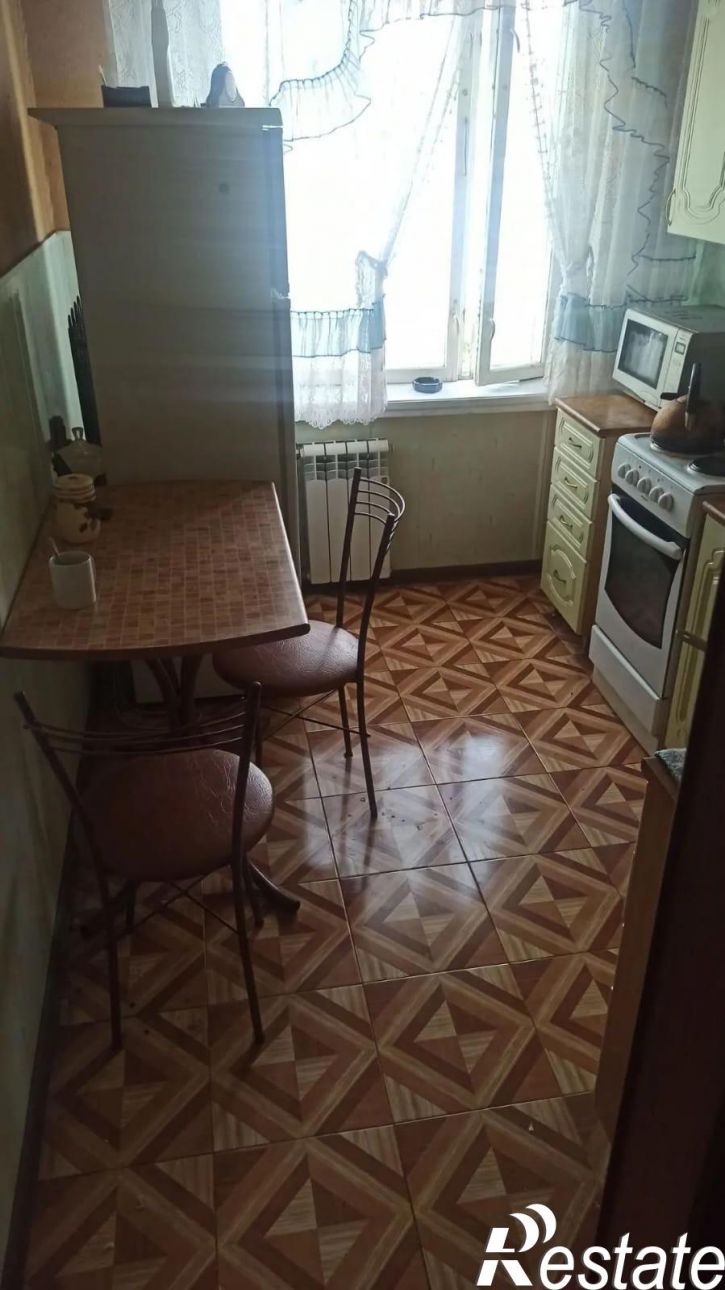 3-комн квартира Степана Разина проспект, 22