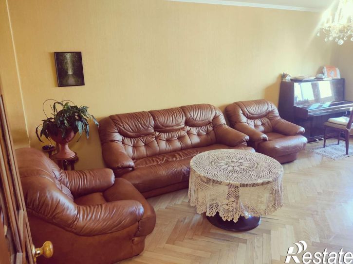 4-комн квартира Баныкина улица, 14