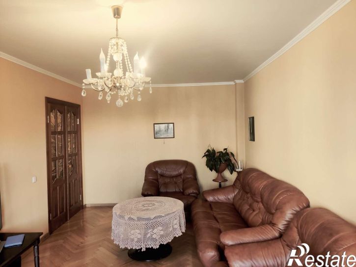 4-комн квартира Баныкина улица, 14