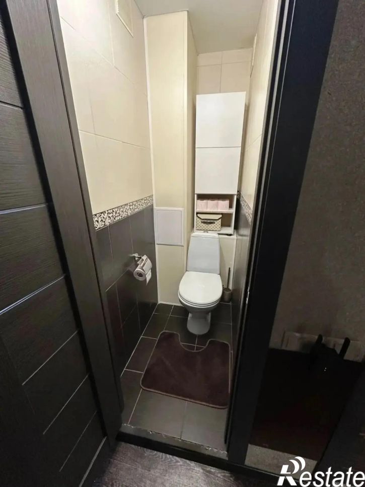 3-комн квартира Автостроителей улица, 64