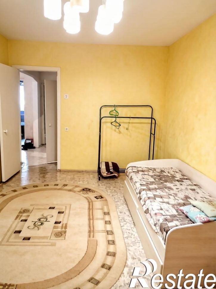 3-комн квартира Калмыцкая улица, 44