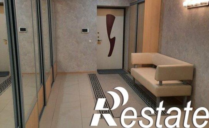 4-комн квартира проспект Степана Разина, 84,  д. 84