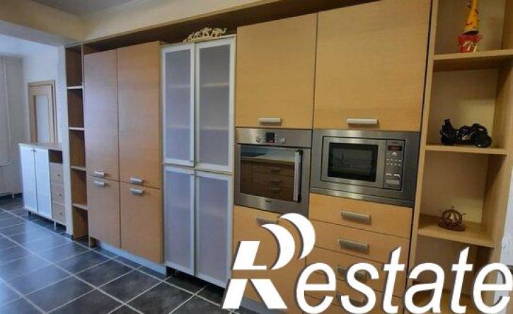 4-комн квартира проспект Степана Разина, 84,  д. 84