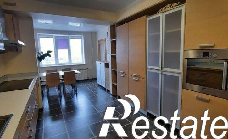 4-комн квартира проспект Степана Разина, 84,  д. 84