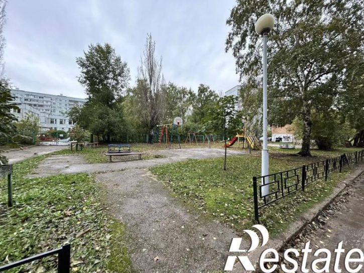 4-комн квартира Автостроителей, 78