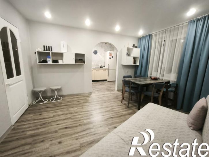 4-комн квартира Автостроителей, 78