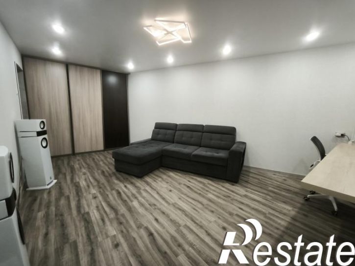 4-комн квартира Автостроителей, 78