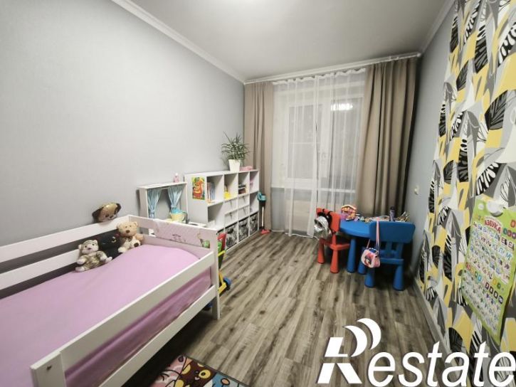 4-комн квартира Автостроителей, 78
