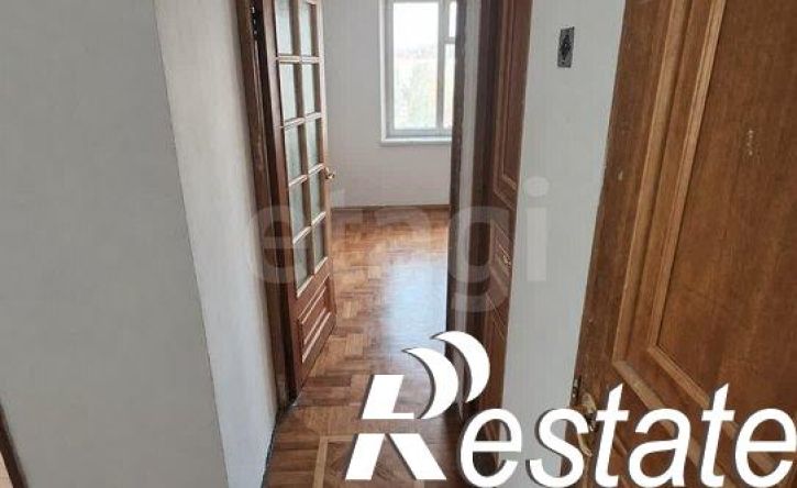 4-комн квартира проспект Степана Разина, 83,  д. 83