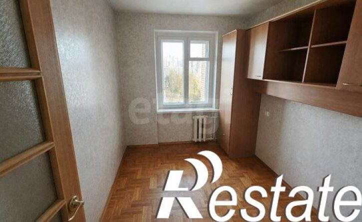 4-комн квартира проспект Степана Разина, 83,  д. 83